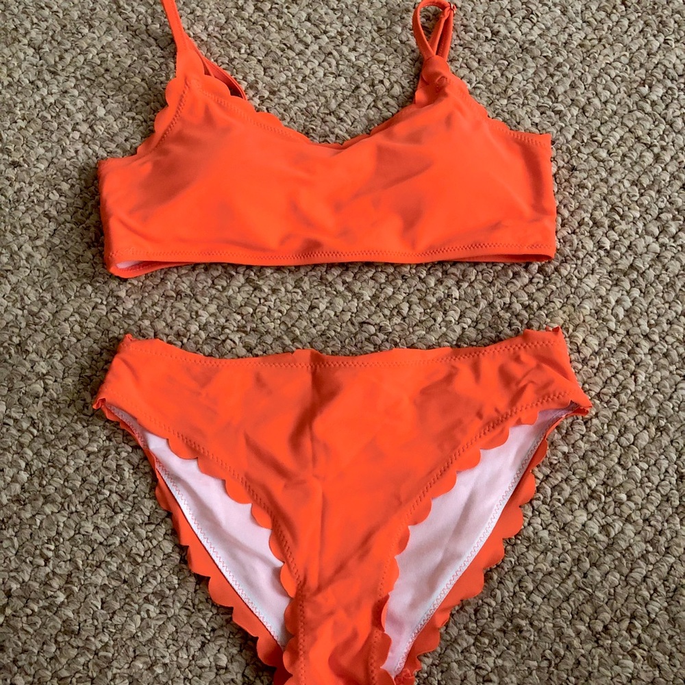 Bathing suit